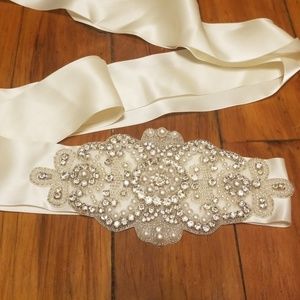 Davids Bridal Pearl and Rhinestone Sash/Belt